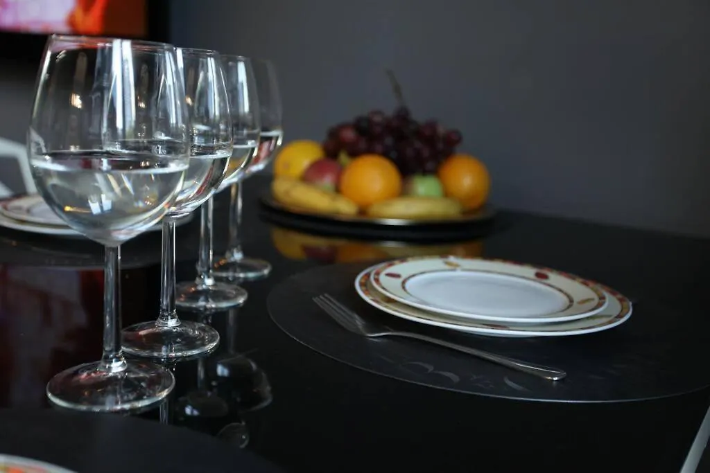 Emilii Plater 36, Centrum Warsaw Apartment