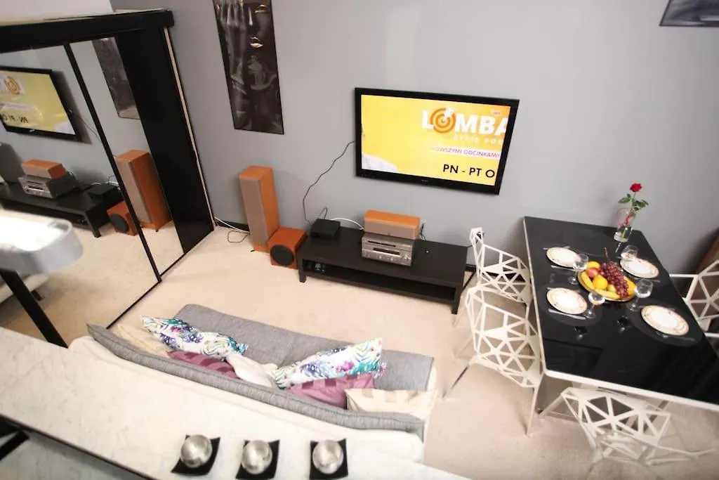 Apartmán Emilii Plater 36, Centrum Varšava Polsko